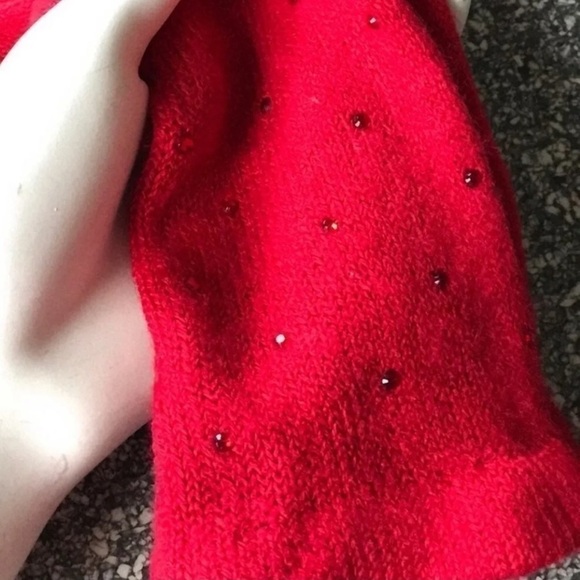 NWT Embellished RED Knit Gloves One size 1 Pair NEW WITH TAGS - Picture 10 of 15